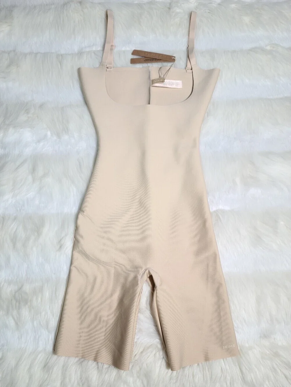 SKIMS Body Core Sculpt Open Bust Mid Thigh Bodysuit Cream Sand Small NEW - Picture 1 of 5